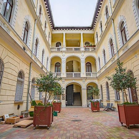 Cosy Gallery Flat In Akacfa St. بودابست المظهر الخارجي الصورة